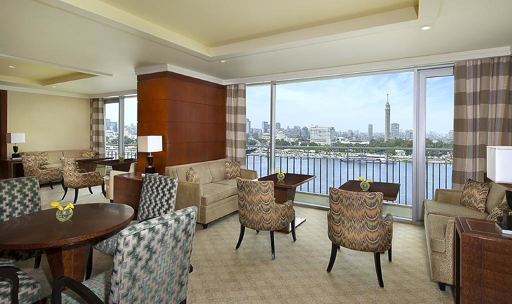 Executive Suite with Club Access