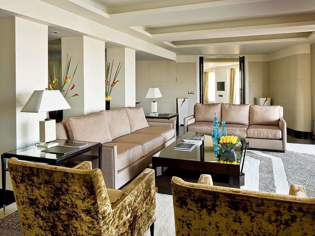 Opera King Suite