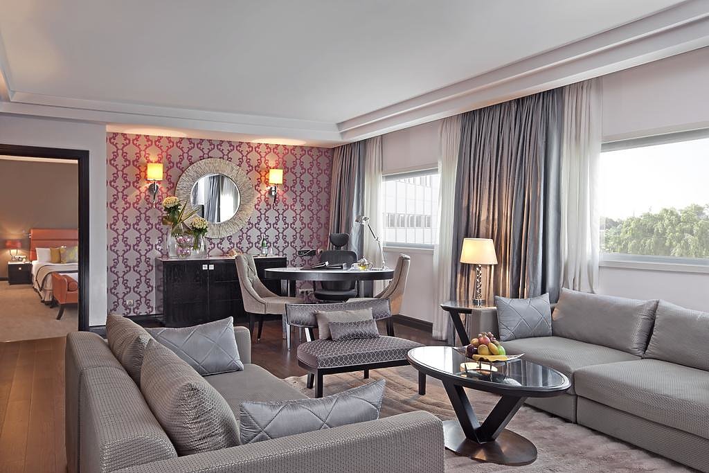 Diplomat Suite