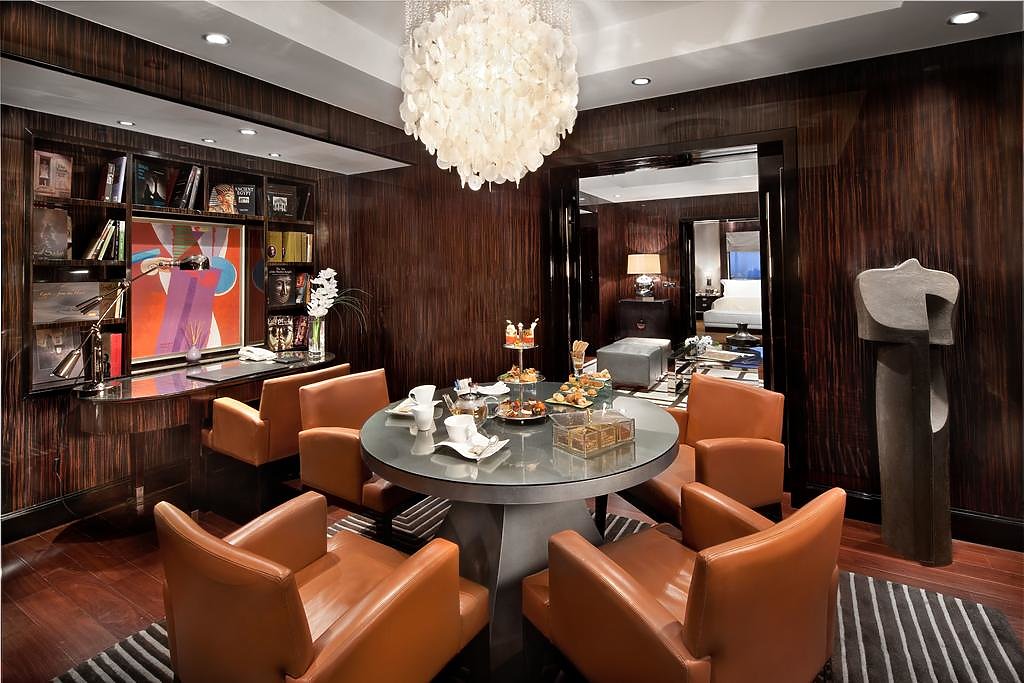 Deluxe Nile Suite King