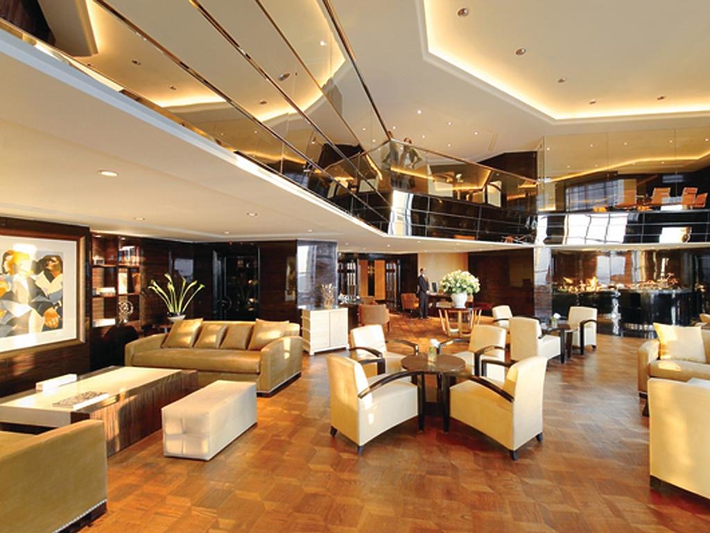 Deluxe Nile Suite King